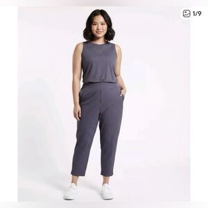 Athleta Women’s size 18 jogger pants. EUC